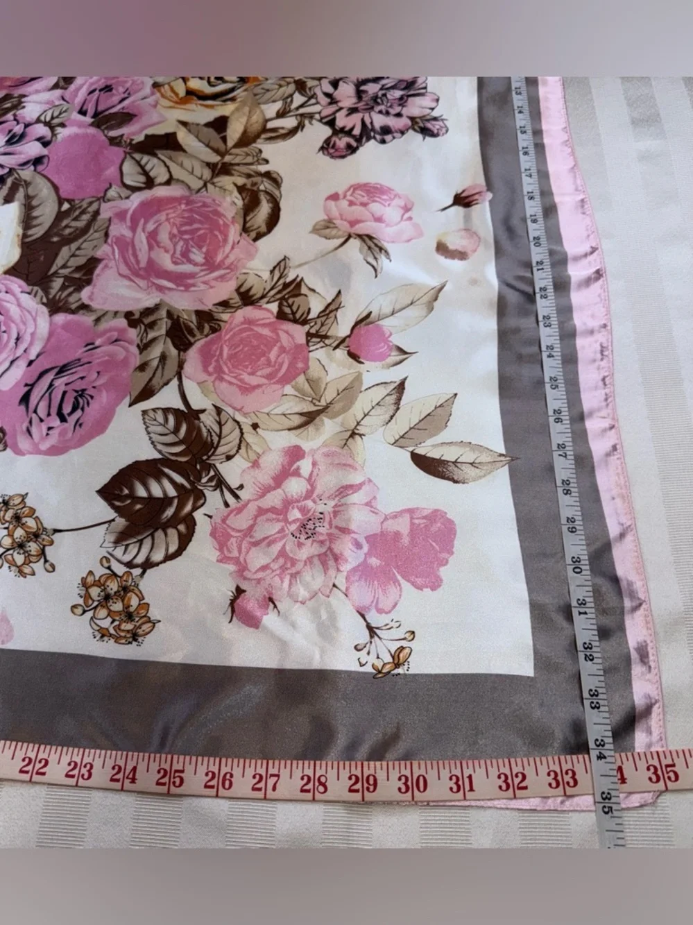 MOSI Square Scarf Floral Tie Satin Silk Touch Retro Romance Timeless 35”Square
